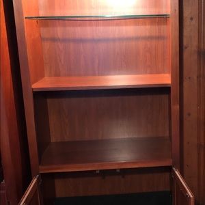 Selling 2 book shelves